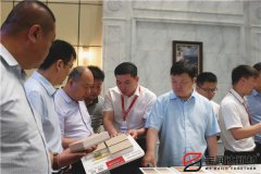 寶豐縣縣委書記、縣長許紅兵率考察團蒞臨寶潤達參觀調研